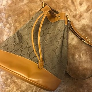 グッチ(Gucci)の訳あり品 GUCCI 巾着型バッグ(ショルダーバッグ)