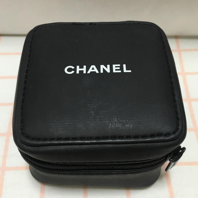 CHANEL(シャネル)のCHANEL❤︎ウオッチケース❤︎ジュエリーケースにも♡ インテリア/住まい/日用品のインテリア小物(小物入れ)の商品写真