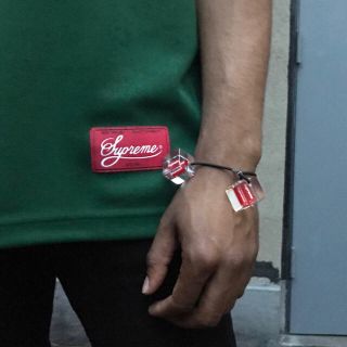 シュシュ】 Supreme Hair Bobbles (Set of 2) シュシュ】 Supreme Hair Bobbles (Set of 2)