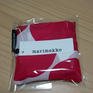 マリメッコ(marimekko)のマリメッコ  スマートバッグ    エコバック🌼  レッド(エコバッグ)