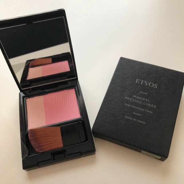 ETVOS(エトヴォス)のETVOS ミネラルプレストチーク シェルピンク コスメ/美容のベースメイク/化粧品(チーク)の商品写真