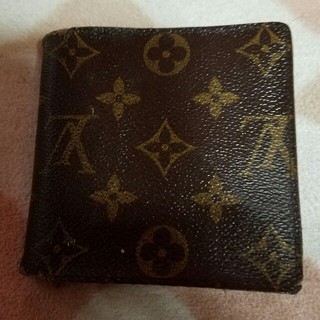 ルイヴィトン(LOUIS VUITTON)のヴィトン財布(折り財布)