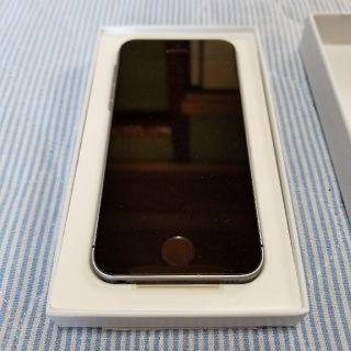 アイフォーン(iPhone)のiPhone SE 128GB 新品交換品(スマートフォン本体)