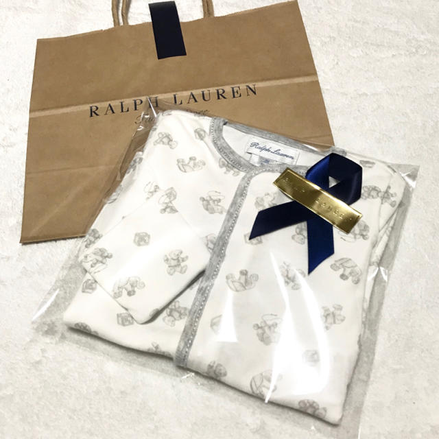 Ralph Lauren(ラルフローレン)のプチギフト☆新品✨ベアー柄 足付き カバーオール 3M/60 キッズ/ベビー/マタニティのベビー服(~85cm)(カバーオール)の商品写真