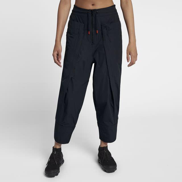 NIKE - NikeLab ACG Women's Cargo Pants Mサイズの通販 by NIKE - NikeLab ACG Women's Cargo Pants Mサイズの通販 by