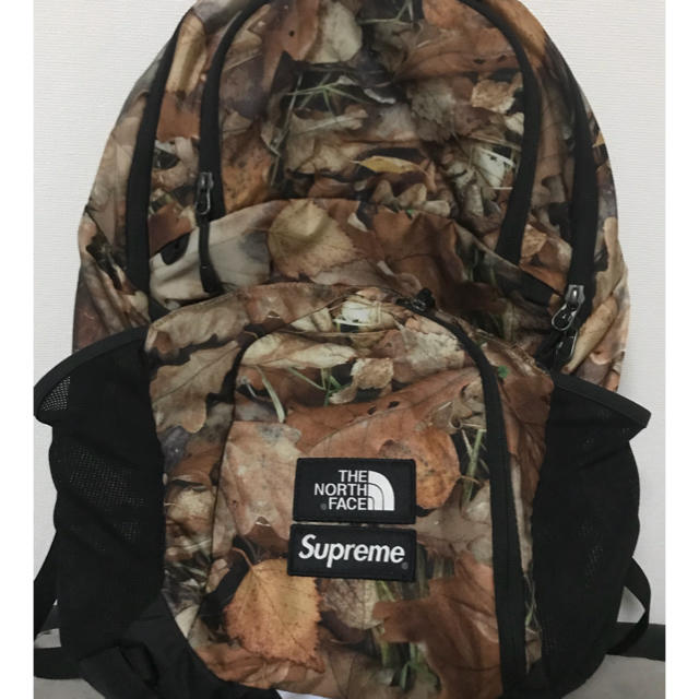 お値下げ中❗️SUPREME × THE NORTH FACE バックパック　枯葉