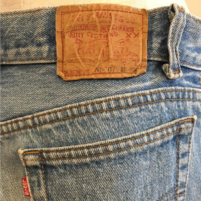 Levi's(リーバイス)の別格 マリリンモンロー ビンテージ リーバイス 701 USA製 強ハイウェスト レディースのパンツ(デニム/ジーンズ)の商品写真