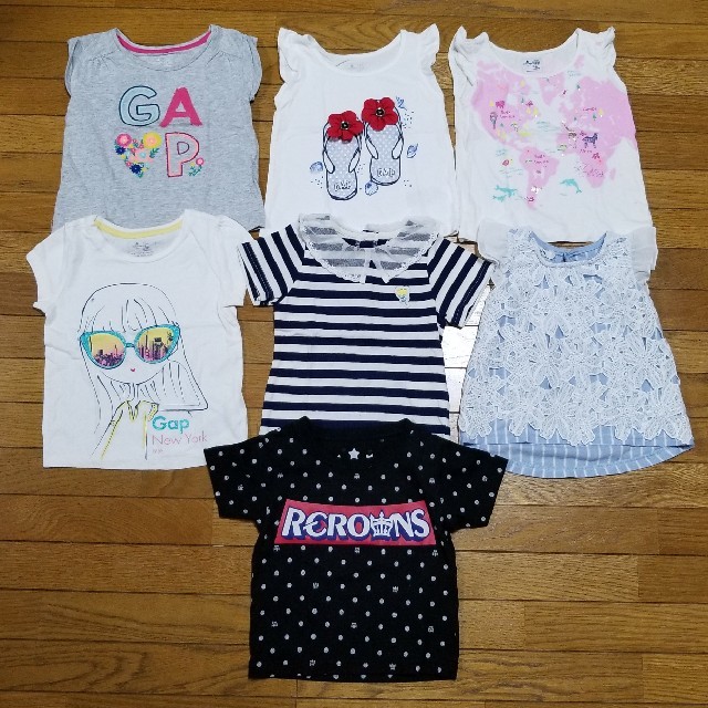 babyGAP(ベビーギャップ)の90センチ 女の子 Tシャツ キッズ/ベビー/マタニティのキッズ服女の子用(90cm~)(Tシャツ/カットソー)の商品写真