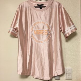 フォーエバートゥエンティーワン(FOREVER 21)のForever21 トップス(カットソー(半袖/袖なし))