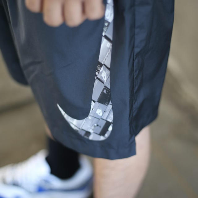 NIKE(ナイキ)の【原宿店様専用】NIKE atmos ショートパンツ Lサイズ メンズのパンツ(ショートパンツ)の商品写真