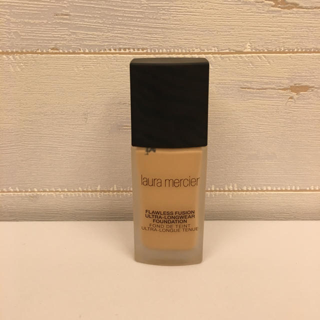 laura mercier(ローラメルシエ)のローラメルシエ ファンデーション コスメ/美容のベースメイク/化粧品(ファンデーション)の商品写真