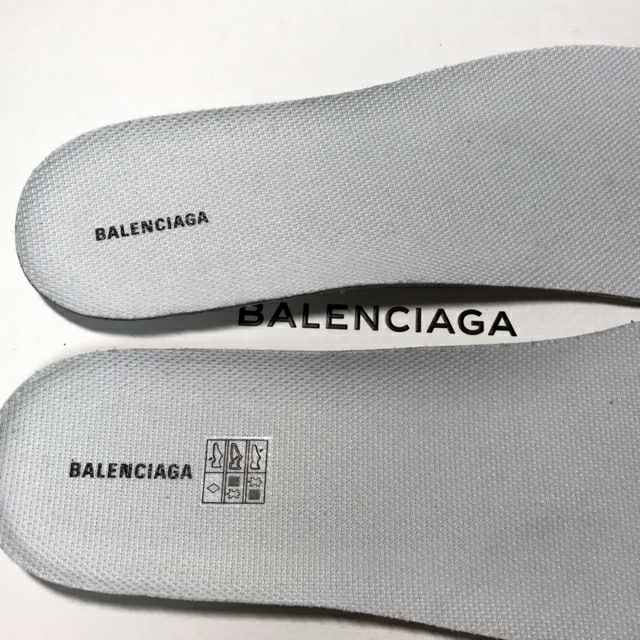 Balenciaga(バレンシアガ)のBALENCIAGA triple s 45 メンズの靴/シューズ(スニーカー)の商品写真