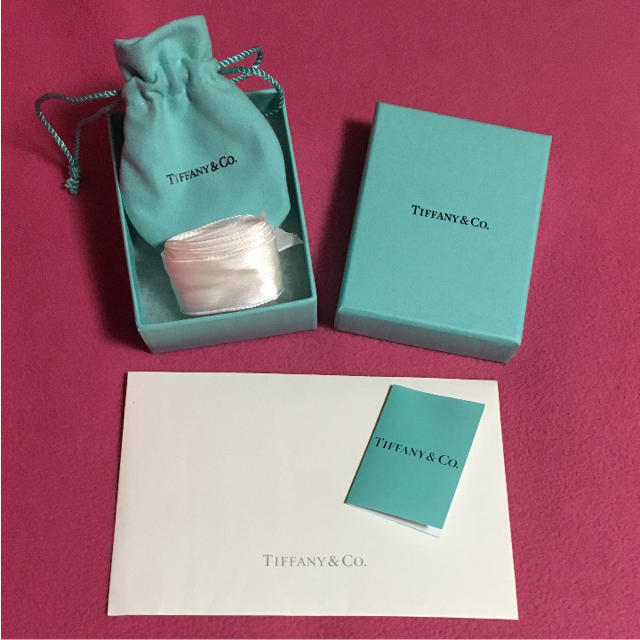 Tiffany & Co.(ティファニー)のティファニー 空箱 レディースのバッグ(ショップ袋)の商品写真