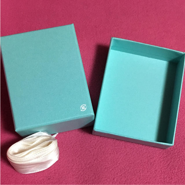 Tiffany & Co.(ティファニー)のティファニー 空箱 レディースのバッグ(ショップ袋)の商品写真