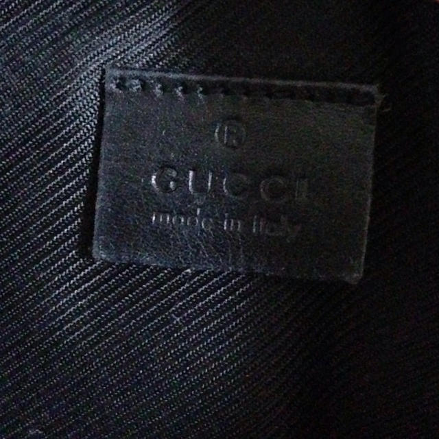 Gucci(グッチ)のGUCCI黒ポーチ♥ レディースのファッション小物(ポーチ)の商品写真