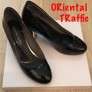 オリエンタルトラフィック(ORiental TRaffic)のれんれん様専用【ほぼ新品】エナメル 黒パンプス(ハイヒール/パンプス)