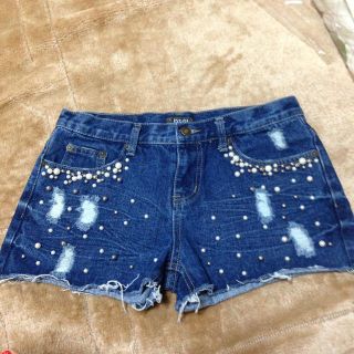 キラキラビジュー付き、ショーパン☆(ショートパンツ)
