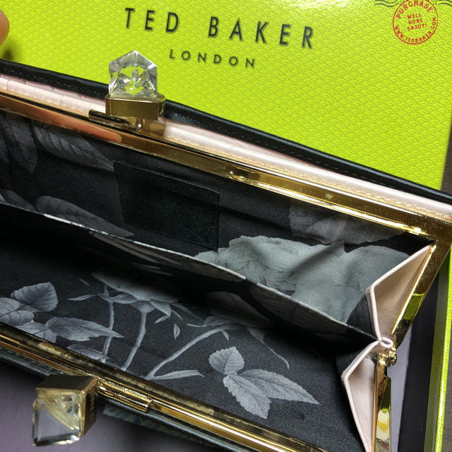 TED BAKER(テッドベイカー)のTed Baker クリスタル長財布(ブラック) レディースのファッション小物(財布)の商品写真