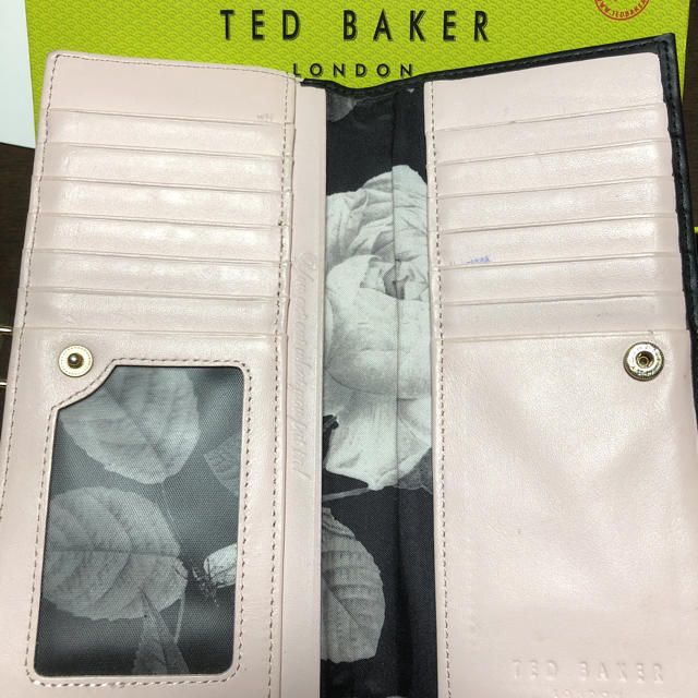 TED BAKER(テッドベイカー)のTed Baker クリスタル長財布(ブラック) レディースのファッション小物(財布)の商品写真