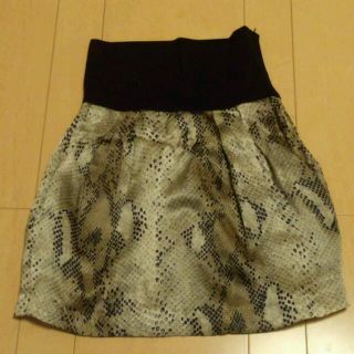 ザラ(ZARA)のZARA スカート 新品(ミニスカート)