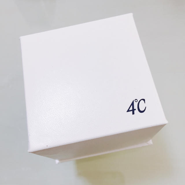 4℃(ヨンドシー)の4°C ネックレス レディースのアクセサリー(ネックレス)の商品写真