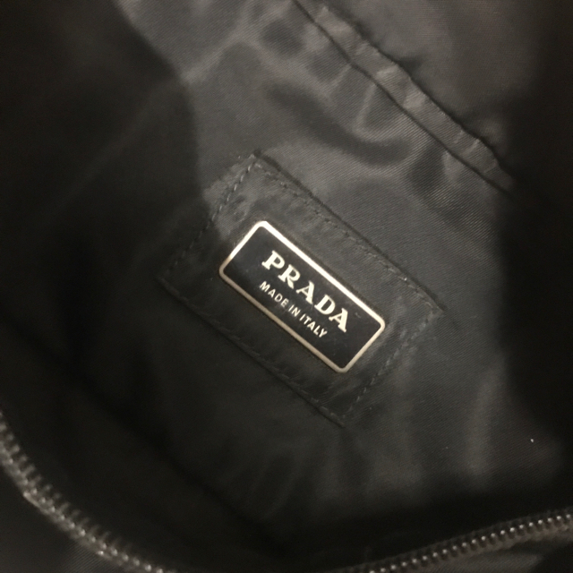 PRADA(プラダ)のPRADA ウエストバック ボディバッグ メンズのバッグ(ボディーバッグ)の商品写真