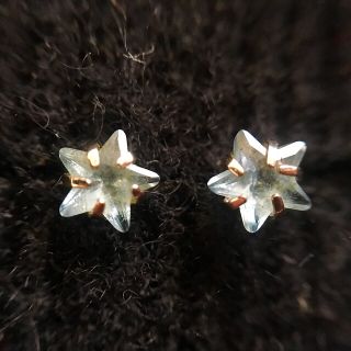 ジュエリーツツミ(JEWELRY TSUTSUMI)のk10  ホワイトゴールド 水色星型 ピアス(ピアス)