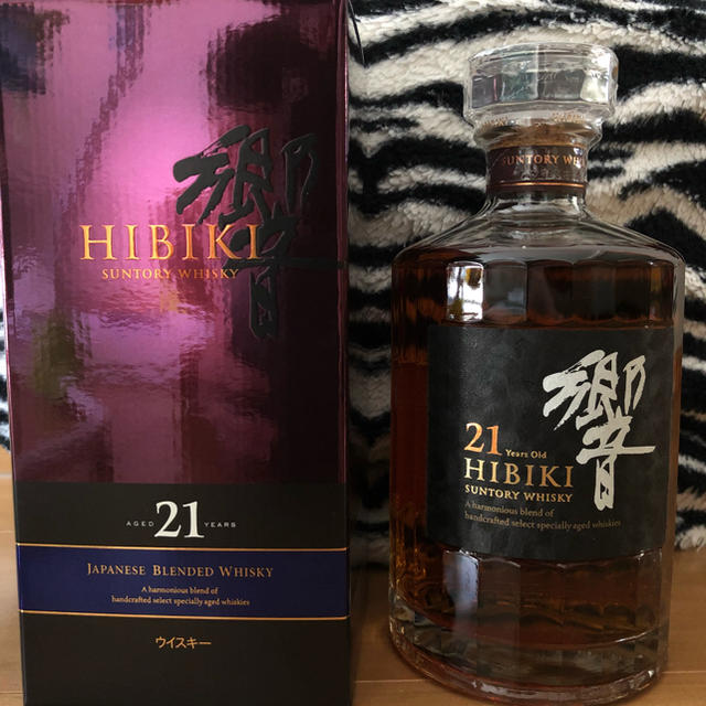 印象のデザイン サントリー - 響21年 サントリー 山崎蒸溜所