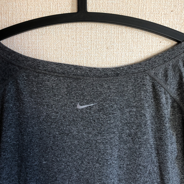 NIKE(ナイキ)のナイキのTシャツ レディースのトップス(Tシャツ(半袖/袖なし))の商品写真