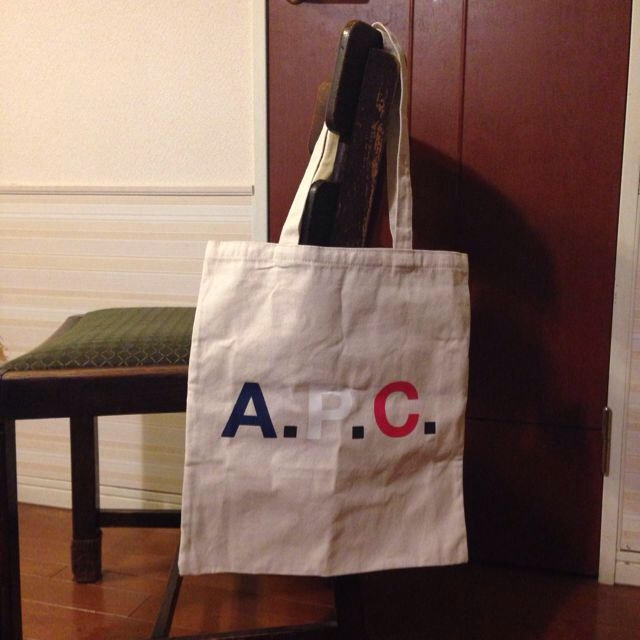 A.P.C(アーペーセー)のA.P.C☆bag✨✨✨ レディースのバッグ(エコバッグ)の商品写真