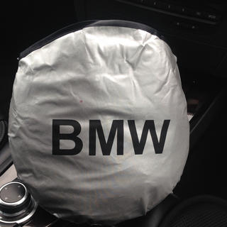 ビーエムダブリュー(BMW)のBMW オリジナルサンシェード新品 シルバー (車内アクセサリ)