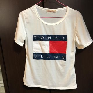 トミー(TOMMY)のTommy Tシャツ(Tシャツ(半袖/袖なし))