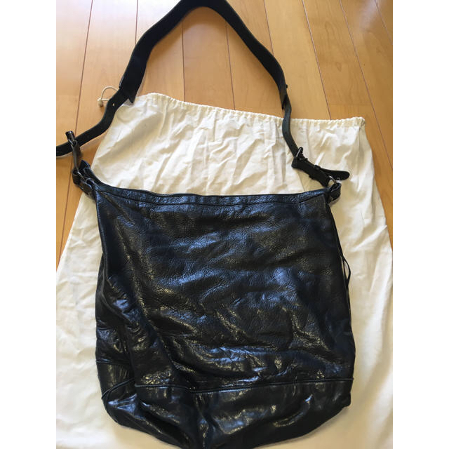 BALENCIAGA BAG(バレンシアガバッグ)のバレンシアガ メンズ ショルダーバッグ 黒 メンズのバッグ(ショルダーバッグ)の商品写真