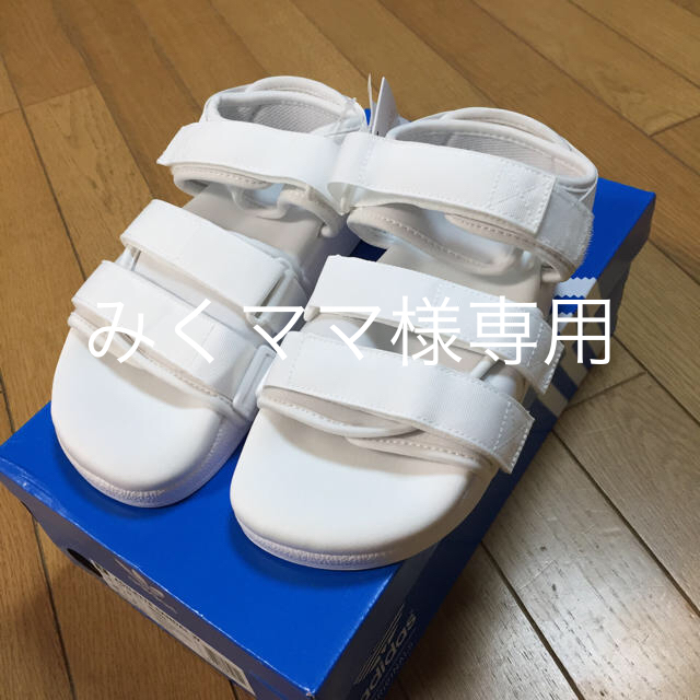 新品 アディダス サンダル