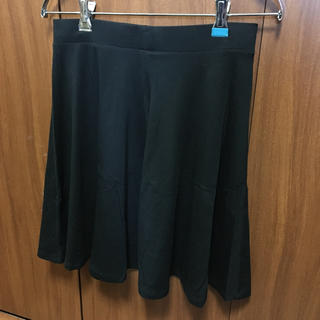 ユニクロ(UNIQLO)のUNIQLOのスカート(ひざ丈スカート)