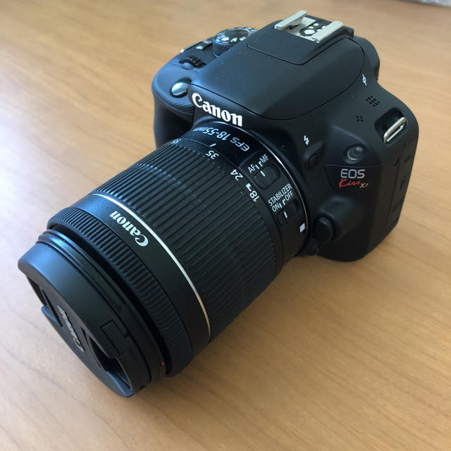 Canon EOS Kiss X7カメラ