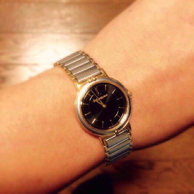 YSL イヴサンローラン 腕時計 正規品