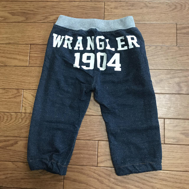 Wrangler(ラングラー)のWrangler デニム風 スウェットパンツ (80cm) キッズ/ベビー/マタニティのベビー服(~85cm)(パンツ)の商品写真