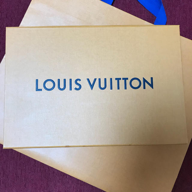 LOUIS VUITTON(ルイヴィトン)のLouisVuitton supreme 国内正規 新品未使用 モノグラム メンズのファッション小物(マフラー)の商品写真