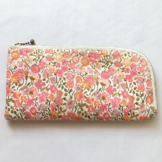 【最終値下げ】L字ファスナー長財布 花柄 ハンドメイド(財布)