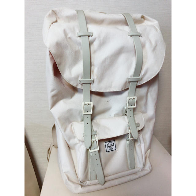 HERSCHEL(ハーシェル)のHerchel リュック ホワイト レディースのバッグ(リュック/バックパック)の商品写真