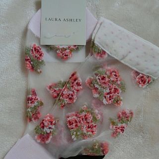 ローラアシュレイ(LAURA ASHLEY)のLAURA ASHLEY シースルー靴下　23～24㎝　新品(ソックス)