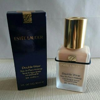 エスティローダー(Estee Lauder)のエスティローダー ダブルウェア 62 クールバニラ(ファンデーション)