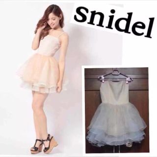 スナイデル(SNIDEL)の【値下げ】【新品】snidel★チュールオケージョンワンピース(ミニワンピース)