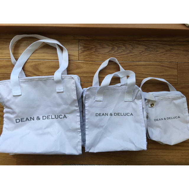 DEAN & DELUCA(ディーンアンドデルーカ)のDEAN&DELUCA 保冷バッグ  レディースのバッグ(その他)の商品写真