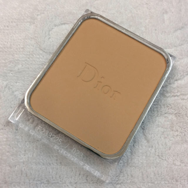 Dior(ディオール)のみぃ-た様専用  #023 ディオール ファンデーション コスメ/美容のベースメイク/化粧品(ファンデーション)の商品写真