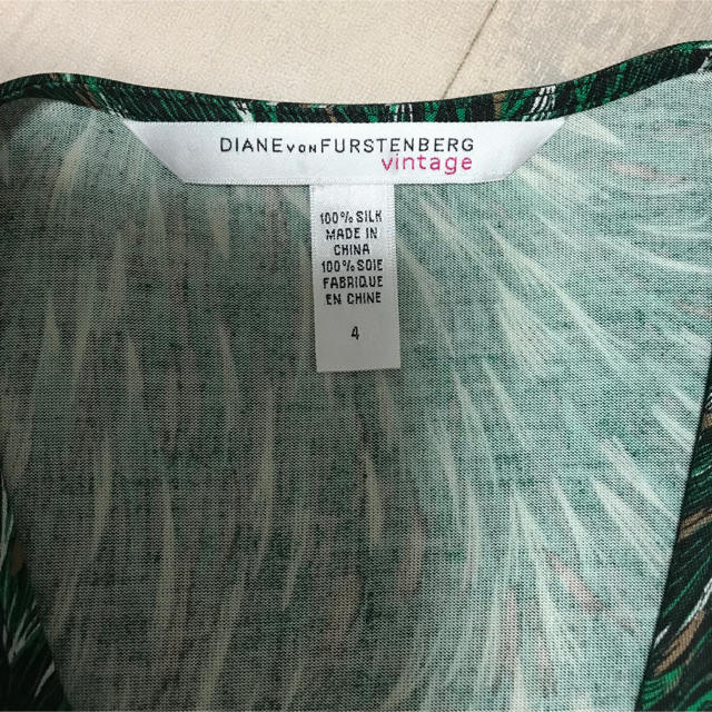 DIANE von FURSTENBERG(ダイアンフォンファステンバーグ)の【値下げ】ダイアン★カシュクールワンピース  4 レディースのワンピース(ひざ丈ワンピース)の商品写真