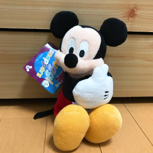 Disney 新品タグ付き ミッキー 抱きつき ぬいぐるみの通販 By Esora S Shop ディズニーならラクマ