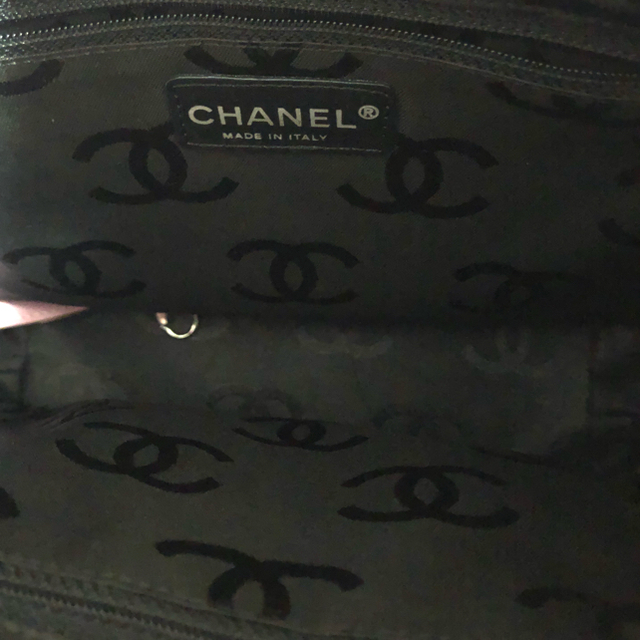 CHANEL(シャネル)のCHANEL バッグ 美品✨ レディースのバッグ(トートバッグ)の商品写真