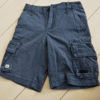 クイックシルバー(QUIKSILVER)の★QUIKSILVER★130㎝★グレー★ハーフパンツ★中古品(パンツ/スパッツ)